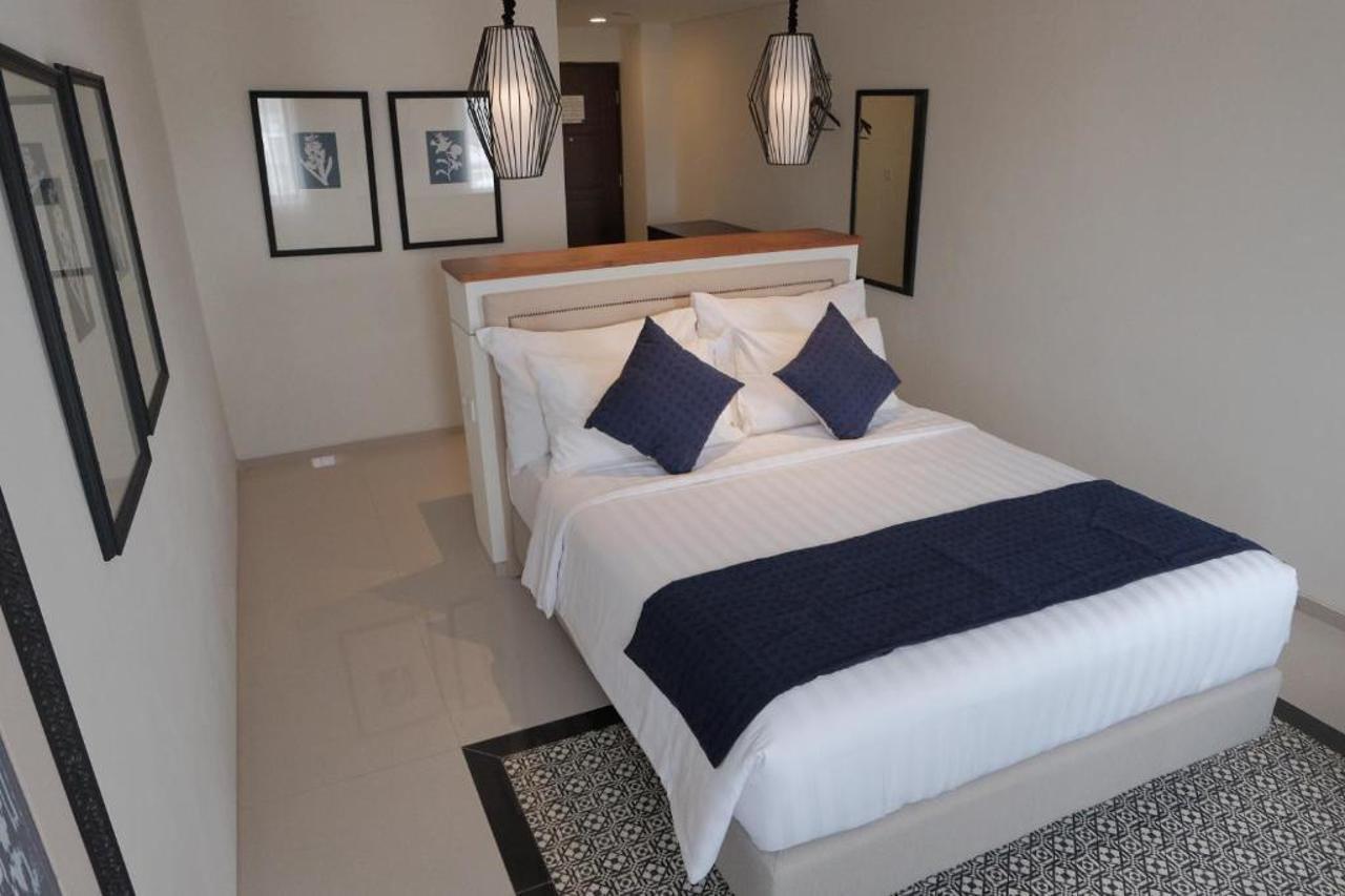 M Hotel Соронг Екстериор снимка