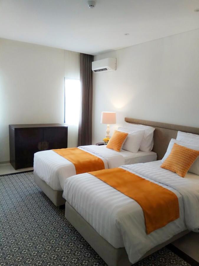 M Hotel Соронг Екстериор снимка