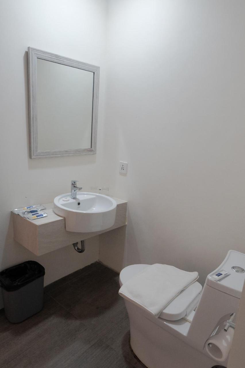 M Hotel Соронг Екстериор снимка